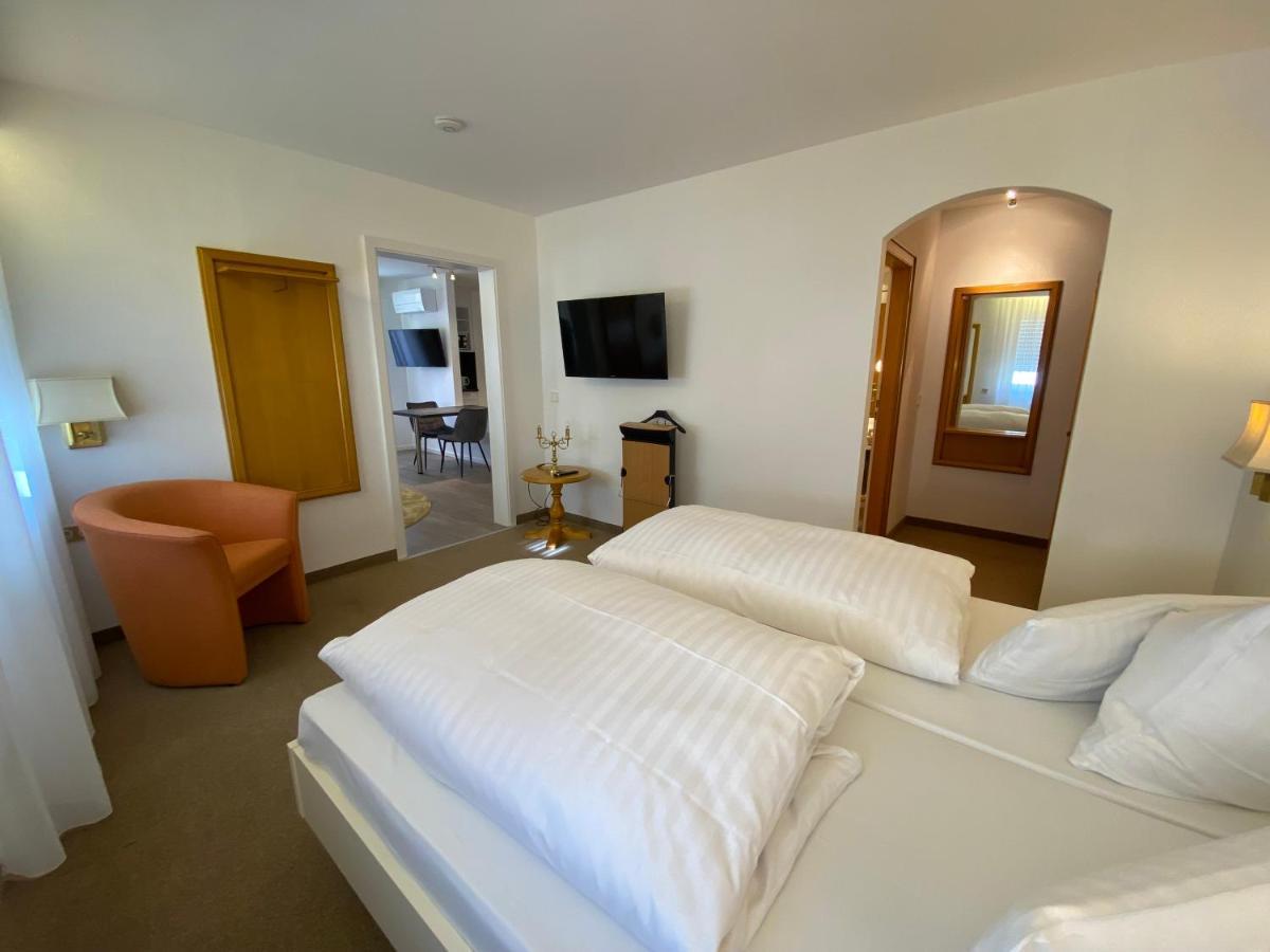 Hotel Krone Ohg Gerlingen Exteriör bild